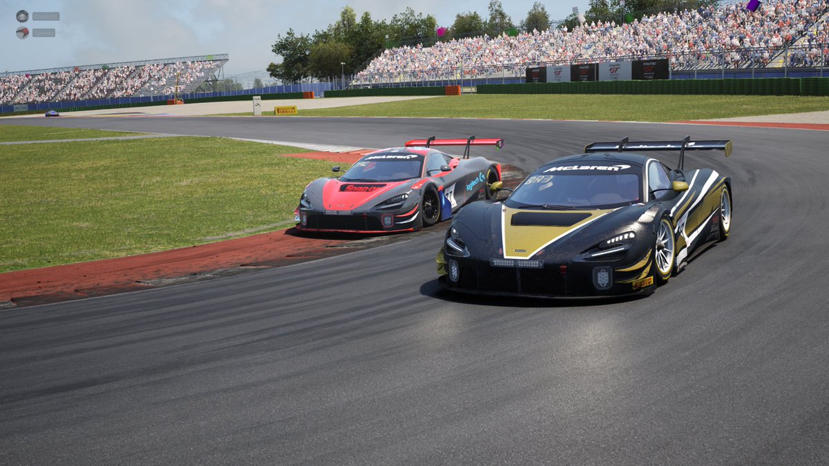 GerritJacobs5's tweet photo. Photo dump of an epic battle on Misano circuit. This was so much fun. Respect to the other driver for having a clean battle.

#assettocorsa #Drive4Gear #McLaren #simracer #Simracing #pcgaming https://t.co/d1kdSfsfrL