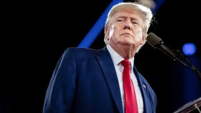 dejanirasilveir's tweet photo. 🚨TRUMP 🇺🇸 pide a las Grandes Farmacéuticas QUE DIVULGUEN todos los datos sobre los EFECTOS SECUNDARIOS de las vacunas 👏👏 

A las Famacéuticas se les complica la cosa... si se DEMUESTRA que Pfizer, Moderna... violaron las normas se verían en PROCEDIMENTOS PENALES 

👉https://t.co/CH9Ap7tyKm