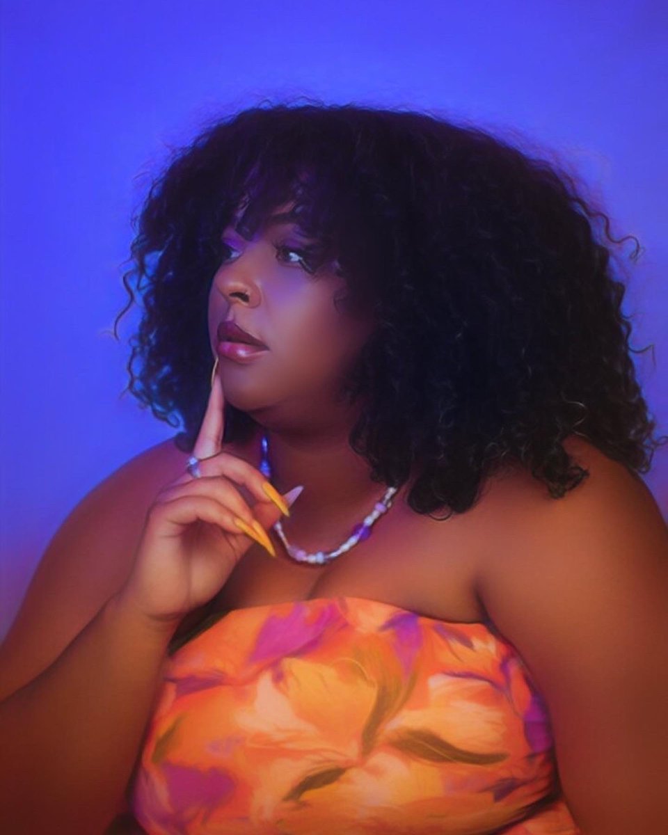 immarenaaa's tweet photo. “May the flame within you never fade, and your spirit always shine bright.” ❤️‍🔥✨

My debut single, "Honesty" is out NOW and available on all streaming platforms !! 
Make sure to check it out and buy, download and stream ! 😝🙌🏽💖 https://t.co/Jt790a6Wp7