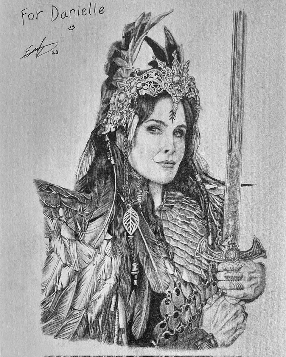 @SonySantaMonica Does this count? 😄 I did this for @DanielleBisutti when she did her God Of War side project (Song Of The Valkyrie) and dressed up as Freya 😁 @SonySantaMonica #GodofWarRagnarok