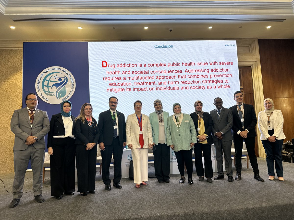 UNODC_ROMENA's tweet photo. حضر المؤتمر العالمي للسكان و #الصحة والتنمية +8,000 من الأطباء والباحثين والأكاديميين والوزراء وصانعي السياسات ومنظمات المجتمع المدني والغير الحكومية والمستثمرين والقطاع الخاص والإعلام وكان منصة لفهم الاتجاهات🌍حول السكان والصحة والتنمية و خلق الشراكات ونشر أفضل الممارسات. (2/3) https://t.co/Ru0lB6Q3ov