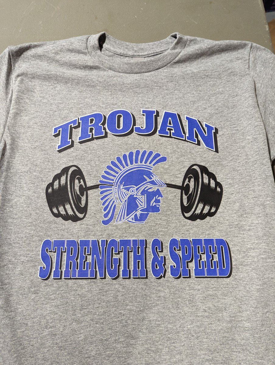 Hogue_Strength's tweet image. Huge shoutout to Daily Boutique in Plymouth for designing our Summer Strength &amp;amp; Speed shirts and First State Bank of Dewitt for purchasing them for the athletes who made 80%+ of the workouts this past summer.

50 shirts were handed out yesterday! #RootedNE #TrojanStrong