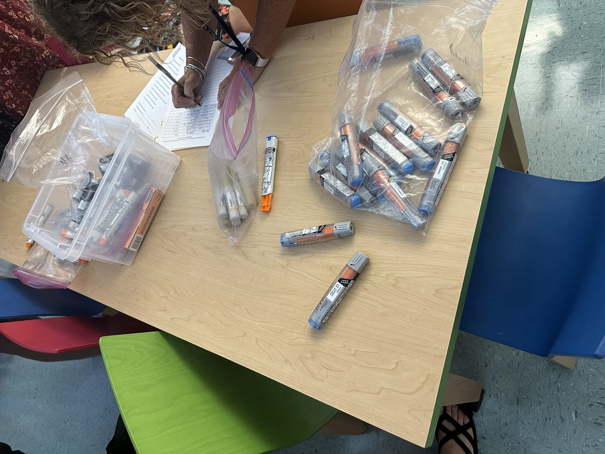 Happening now….Bowman Ts practicing EPI pen administration under the direction of Nurse Clark. So important! <a href="/lexingtonnurses/">Karen Rufo</a> <a href="/BowmanLexPTO/">Bowman PTO</a> <a href="/lexingtonsuper/">Dr. Julie Hackett</a> <a href="/LexEDAssoc/">Lexington Education Association</a>