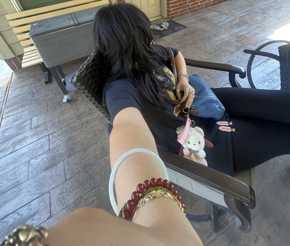 DRACULAURlTA's tweet image. #freetherapy y’all need to tap in into these methods