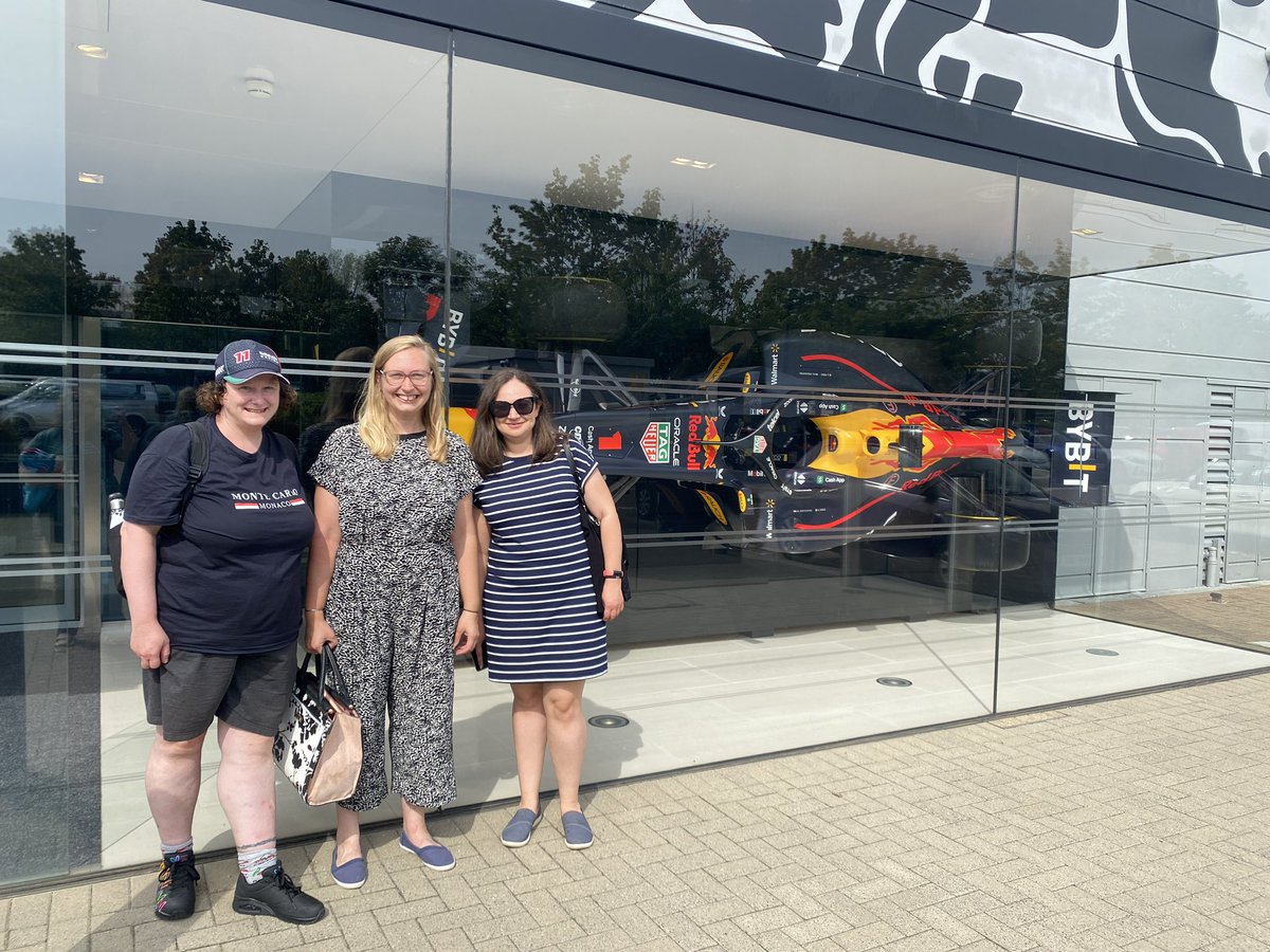 PetaPan17's tweet image. Lovely day catching up with @marcywoolly @buttonhill &amp;amp; @kvsummerfield and checking out RBR.
Thank you for meeting me on my travels 🤗