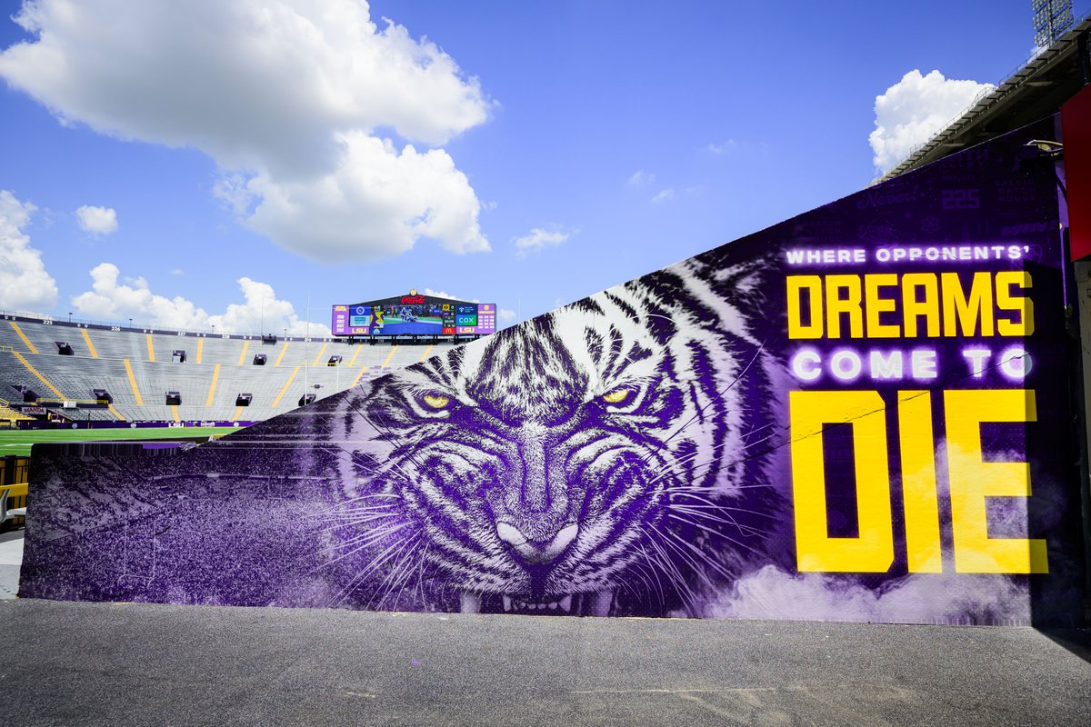 LSUfootball's tweet photo. New Tiger Stadium Walls 🔥🔥🔥 https://t.co/rgyj0tBbYJ