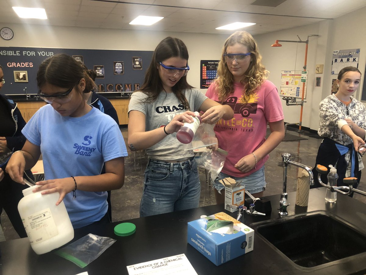 Sweeny High School tweet media