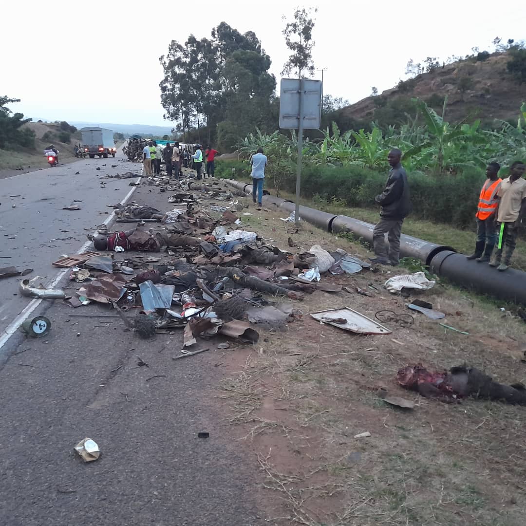 SabulaFm's tweet photo. Seven people confirmed dead following an accident involving a Global bus Reg. UBK 812K & a Fuso truck carrying scrap metals heading to Mbarara City from Isingiro.
#SabulaUpdates https://t.co/kY9laujGcH