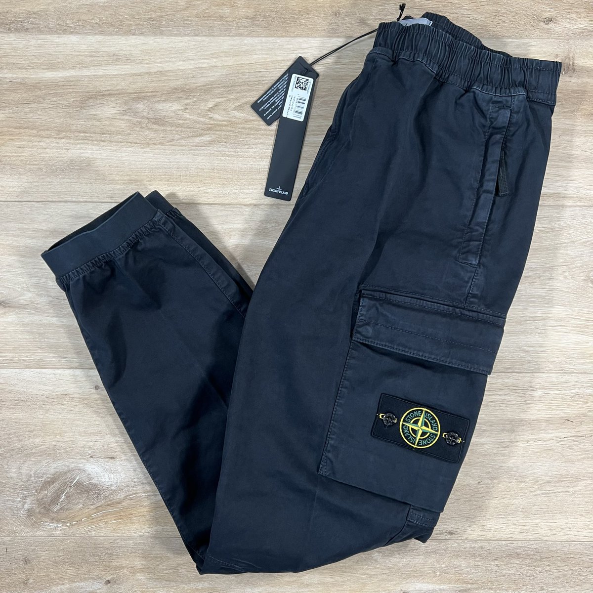 If Harry Kane scores the first goal vs Ukraine, we’ll giveaway a pair of Stone Island cargo pants in a size of your choice worth £425! 🏴󠁧󠁢󠁥󠁮󠁧󠁿 Retweet & follow @LabelMenswear to enter