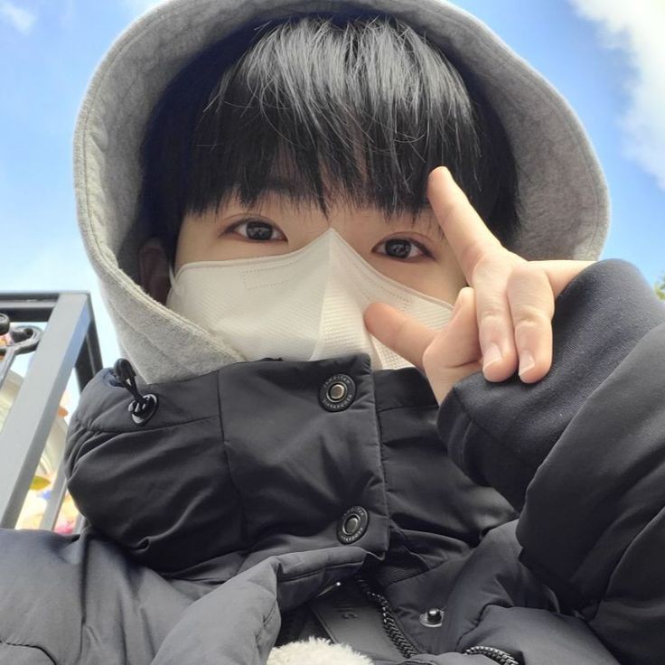 V_svtt's tweet photo. Happy Birthday Junkyu, i love you.
Junkyu day 🐨💗✨

#JUNKYU #GeniusHitmakerJunkyuDay #붐바라비_밤밤_짱규생일을_던진다 #ジュンギュはオラたちの最高アイドルだゾ @treasuremembers https://t.co/CRrHbRqVVi