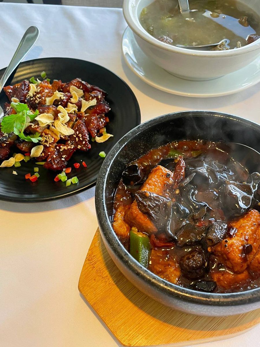 Everyone eats and drinks, but few know taste.