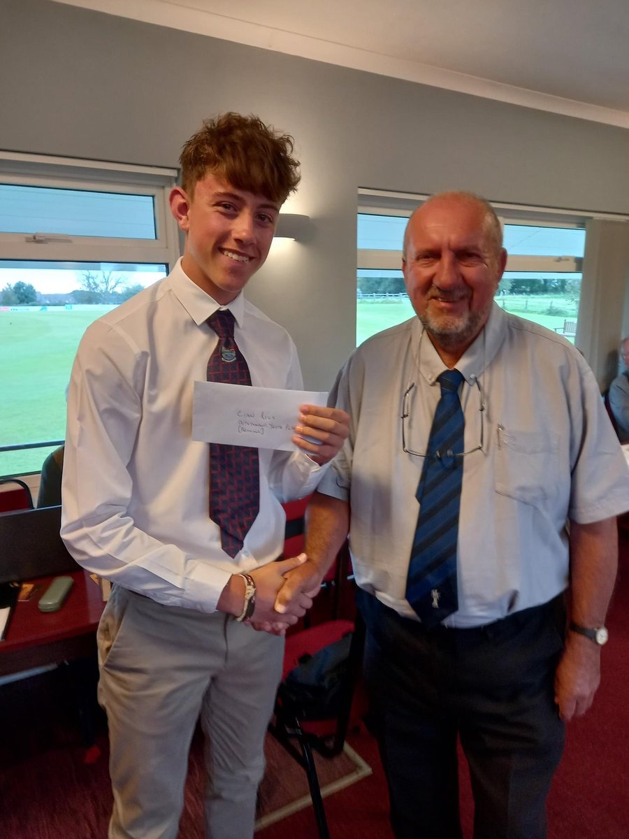 Congratulations to our own Cian Rees who recently collected the best youth bowler in Pembrokeshire cricket👏🏼 <a href="/pembssport1/">Pembrokeshire Sport</a> <a href="/rees_cian/">Cian Rees</a>
