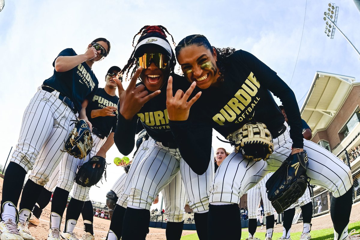 Purdue Softball (@purduesoftball) on Twitter photo Friday mood. 🤙 Friday mood. 🤙