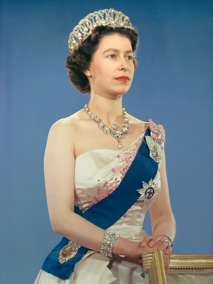 Queen of the United Kingdom, #ElizabethII died #onthisday just last year. 👑 #royalty #queen #UK #England #Windsor #history #trivia