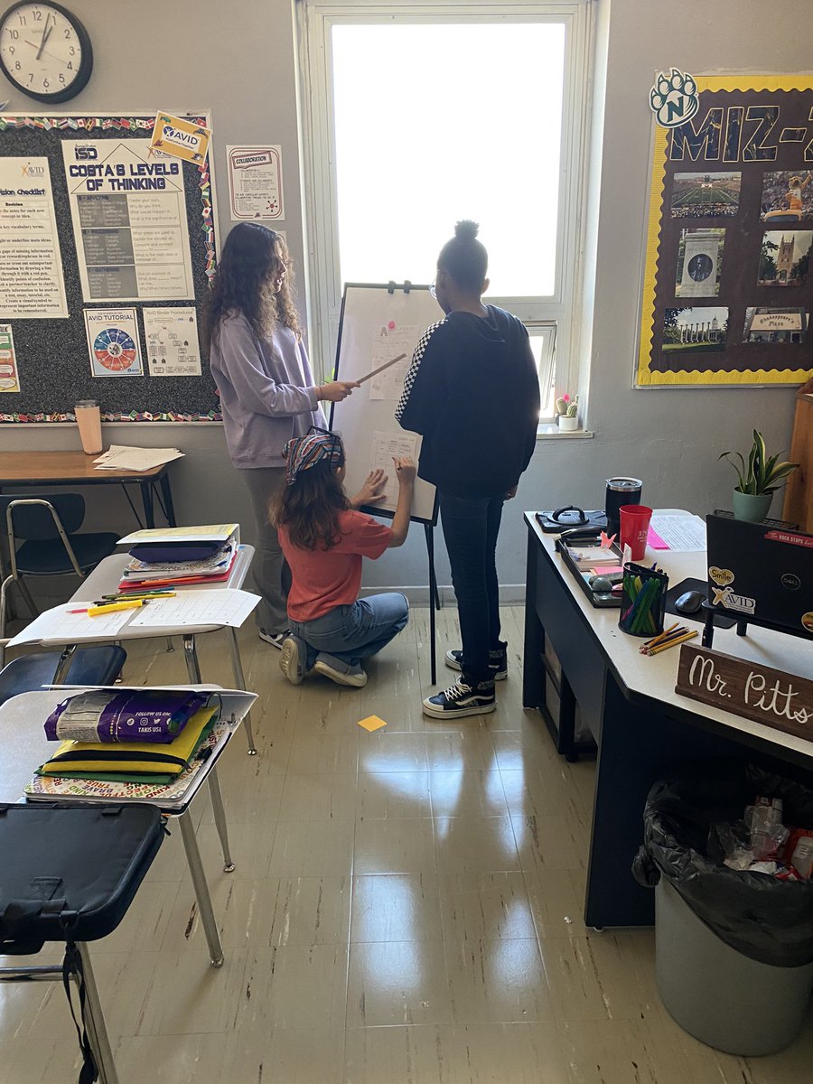MrPitts18's tweet photo. During the second week of school, we started fostering some future social studies teachers here at Nowlin. Very impressed with this group of 8th graders! #FalconsSOAR @NowlinMiddle https://t.co/oWSTIjXcGB