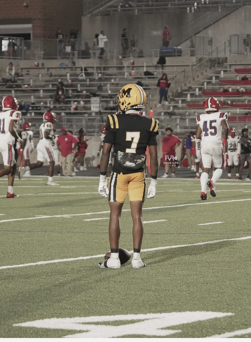 j_uicce's tweet photo. Who is 7?….🕴️@MarshallBuffs https://t.co/MqvxOEytS9