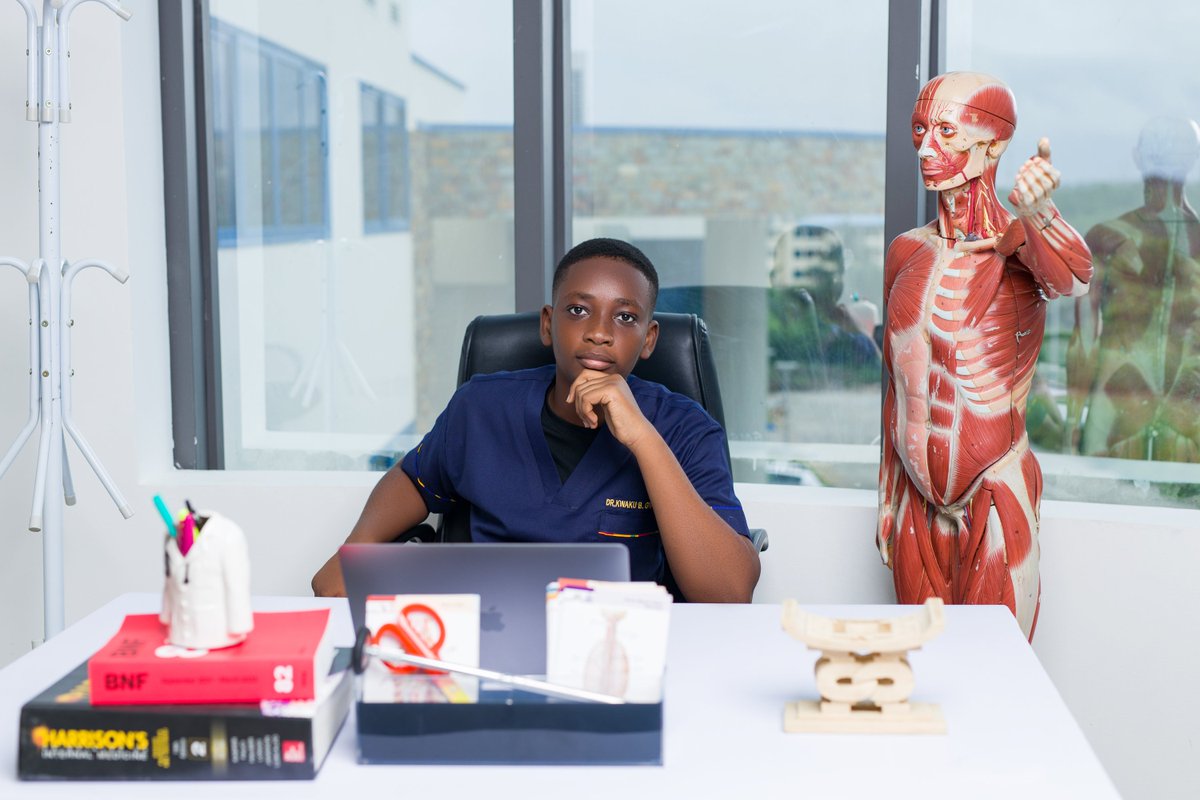 Finally Dr. Kwaku Boakye Gyamfi 😁😁
Six long years finally over🥳🥳
Thank you God 🙏🙏