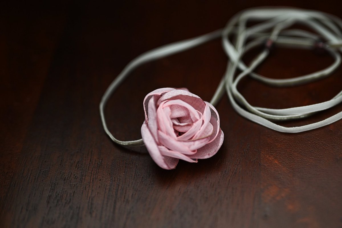 Handmade flower choker necklace, dusty pink flower on a skinny green velvet cord, just click this link: lilacscape.etsy.com/listing/149977… 
.
.
#choker #necklace #chockernecklace #handmadechoker #handmadenecklace #handmadeflower #flowerchoker #flowernecklace #weddingaccessories #giftforher