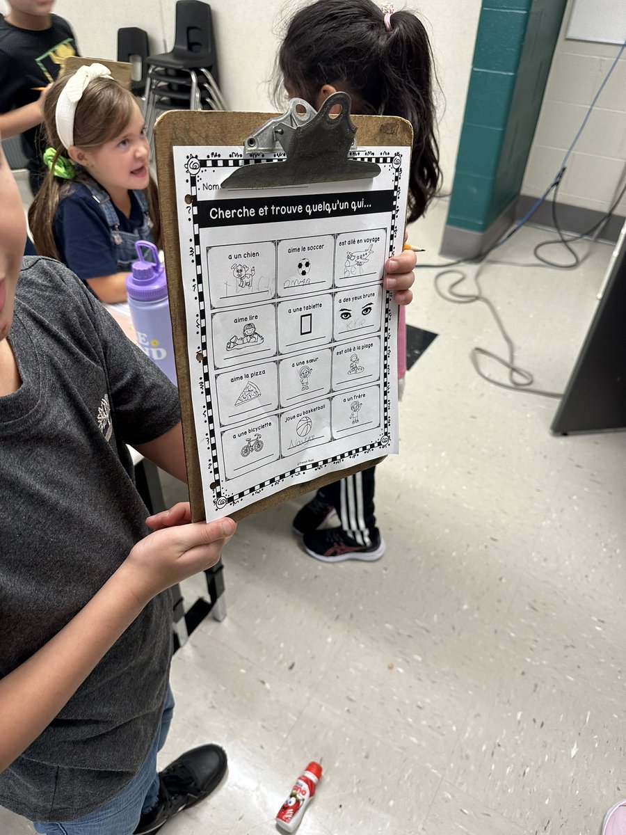 A wonderful Friday walk-through of our Primary classes. So many fun and engaging activities planned by our amazing teachers! What a great first week <a href="/LDS_Raptors/">Lakeshore Discovery Raptors</a> <a href="/gecdsbpro/">GECDSB PR</a>