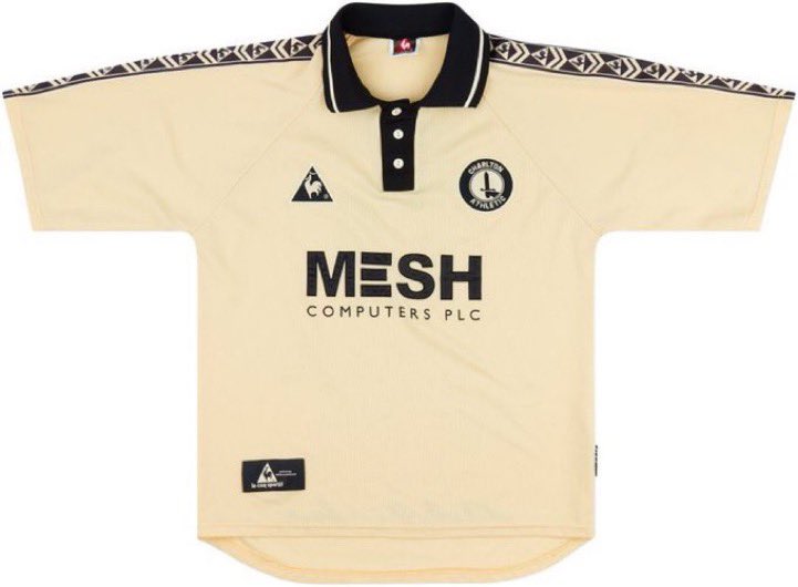 Red Robins Retro tweet media