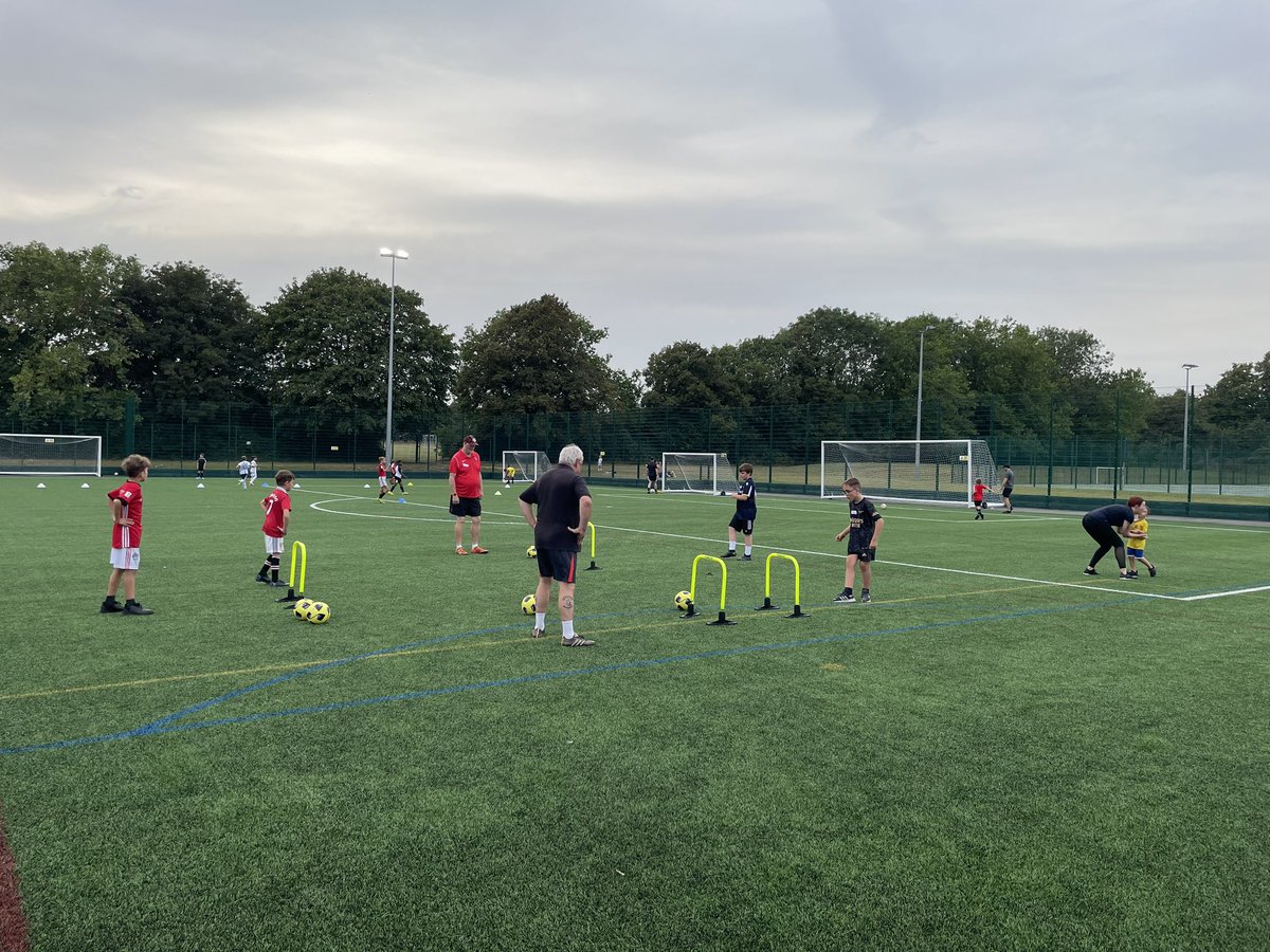 BFC’s Soccability Session 1 🔴⚫️
Great turn out for a hot night 🥵
#FootballForEveryone #Soccability #Chelmsford #Essex