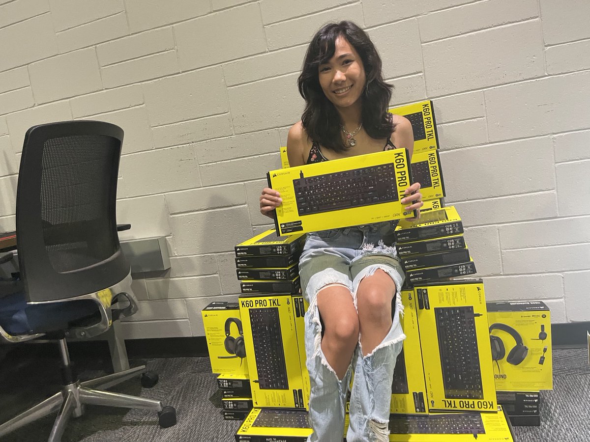 LATechEsports's tweet photo. A big thank you to our friends at @CORSAIR for the keyboard recommendations! With all these upgrades, we will surely be the top dawgs come competition season! 🦴🦴 https://t.co/9tNgvfX7iz