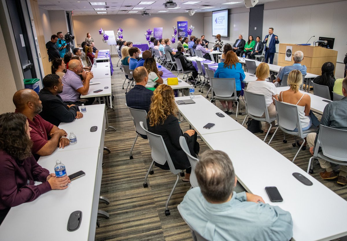 AccessPoint tweet media