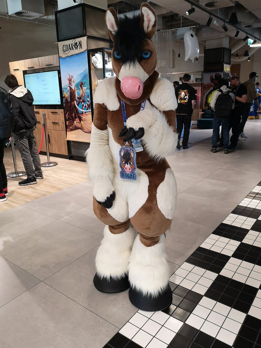 A nice horsie looking around, giving pats pats and doing horse things ^^ #FursuitFriday

Photo by <a href="/FurryWoxy/">🇸🇮Woxy🇪🇺</a> on <a href="/GdakonPL/">Gdakon</a> thank you!!!