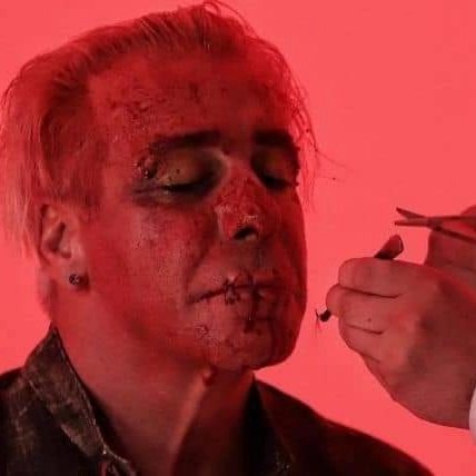 Till Lindemann.de tweet media
