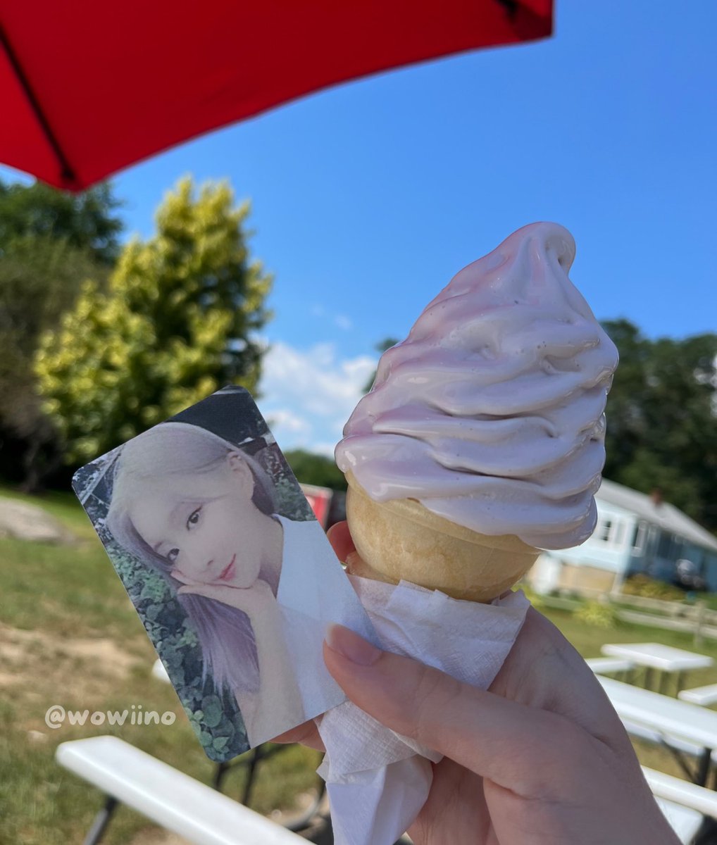 minlixfan's tweet photo. 여름에 아이스크림을 먹는것은 매우 상쾌합니다🍦
더 상쾌한것은 무엇입니까? 시그니처!!!~~
여름에 자연을 즐기면서 시그니처를 들으며 스트레스를 해소합니다 🤍⛵️☀️
#cignature #시그니처 #그해여름의우리 #UsintheSummer #안녕인사해 #SmoothSailing #Smooth_Sailing_with_cignature #여름의우리들 https://t.co/TTSeBDqZbn