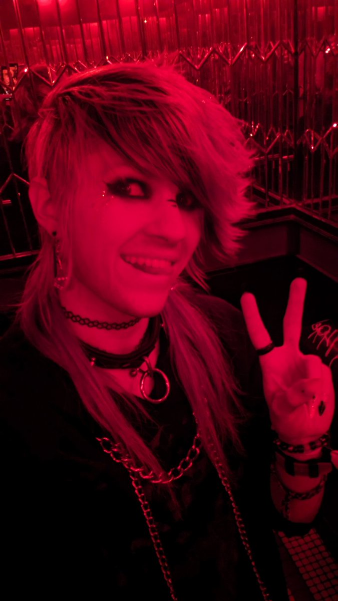 SnowbodiesAD's tweet photo. https://t.co/kZ2CG81yoI

For anyone who wants to follow me on the new Twitter 💜

 Lil preview of what to expect on there 💅🏻 https://t.co/ucJJSGq9WN