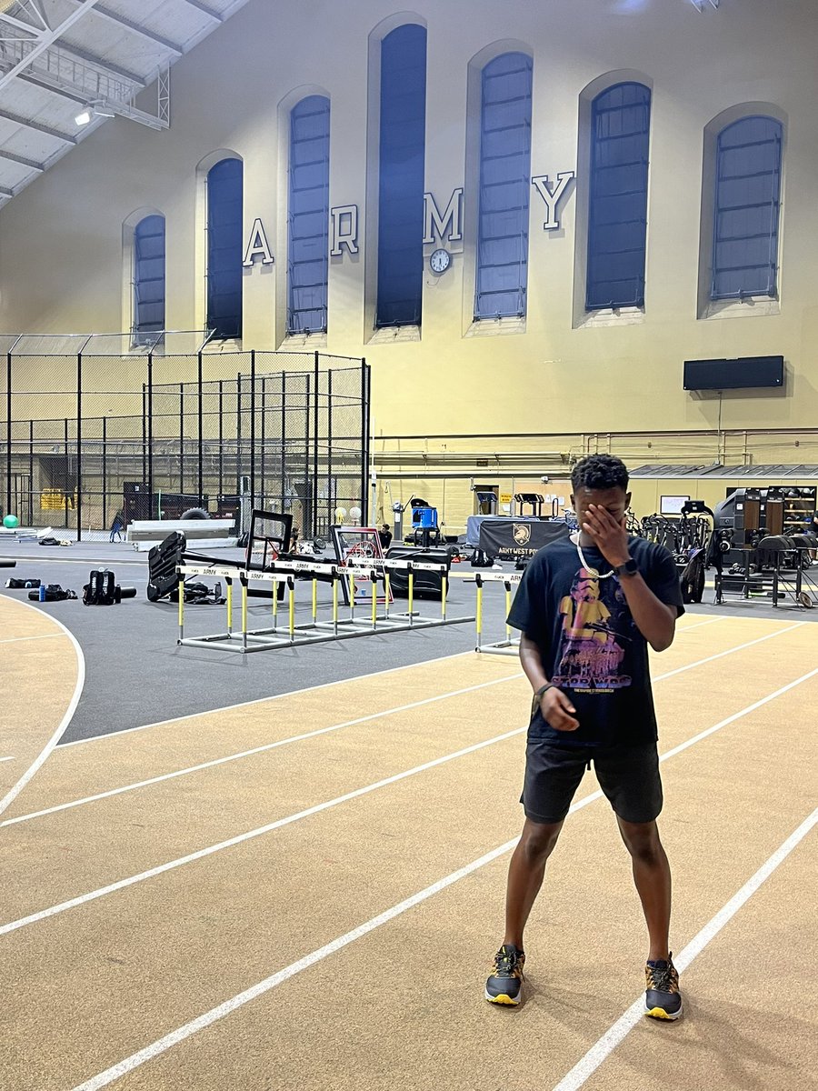 rahieumthedream's tweet photo. Had a 5k run around the prestigious campus of West Point 😤Staying in shape while visiting! Can’t wait for the Army Vs Delaware game tomorrow! #GoArmy 
@WestPoint_USMA @ArmyWP_TrackXC @GoArmyWestPoint @I_Play_D @bedrocksportshi @TrackHawaii @SaltOic https://t.co/liEzHWUwDf