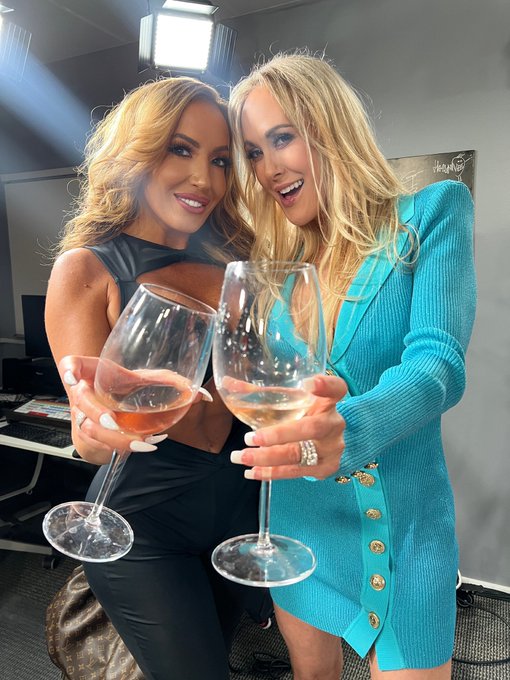 With my favorite human @brandi_love ❤️ https://t.co/kORX3pRnpa<a class="tags" href="/tag/brandi_love">@brandi_love</a><a href="/tag/teamrr"class="tags"><span>#teamrr</span></a>