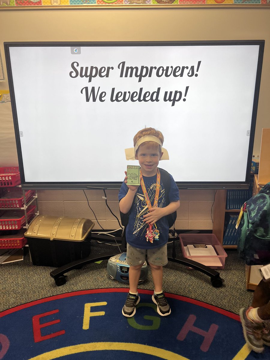 Katie_Ornelas's tweet photo. We are learning teamwork and counting to 10 with puzzles during station time. I loved hearing their sweet words of encouragement and how proud they were of themselves when they finished!
@KuehnleKISD
@KleinISD
@KleinISD_EC
#wbt #SuperImprovers https://t.co/u6GPwwvWNg