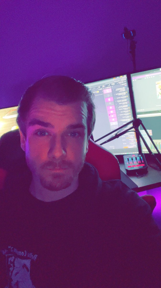 TollyGaming's tweet photo. Live on twitch right now. Link in bio https://t.co/SlfevTKeI8