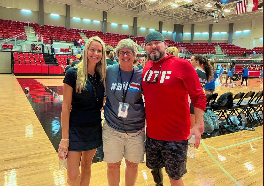 GoodStuffPodcst's tweet image. It’s always great to see people we love that helped guide our paths! Thank you for all you continue to do, @LauraKSpringer1! ❤️ #TheGoodStuff #Texas