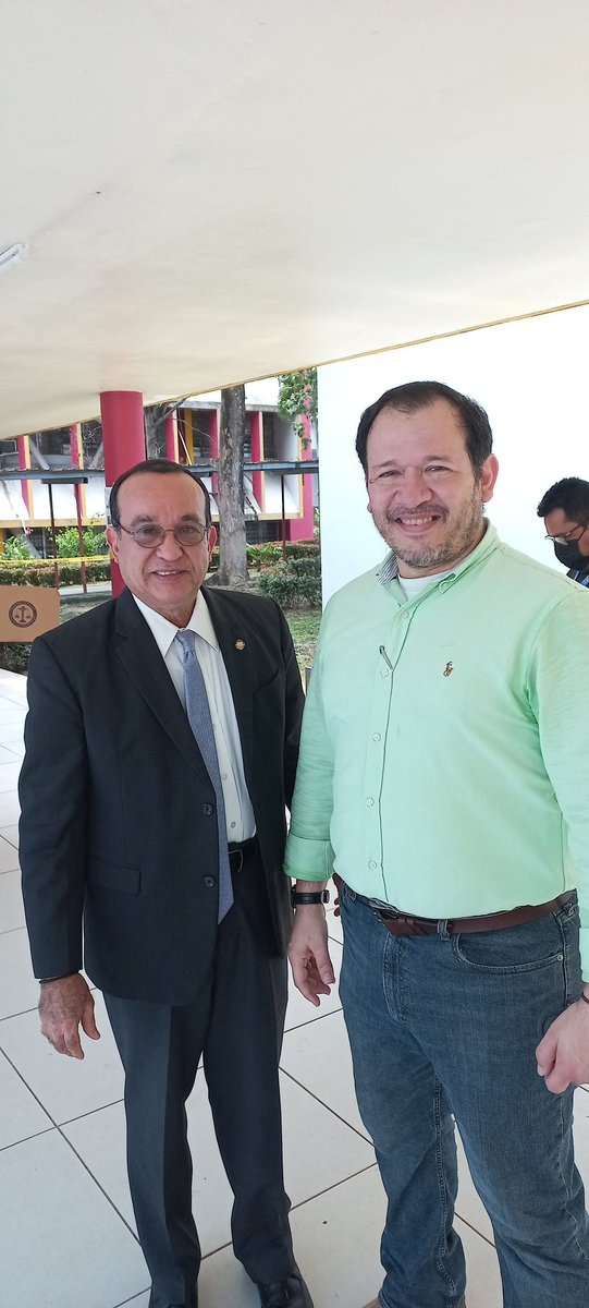 alchawar's tweet photo. Como parte del quehacer universitario hemos sido elegidos para representar a la FCNET ante el Consejo General Universitario.  Procuraremos hacer nuestro mayor esfuerzo por el bien de nuestra Augusta casa de Estudios. A todos mis colegas,  gracias por el apoyo! https://t.co/3VENGS30kT