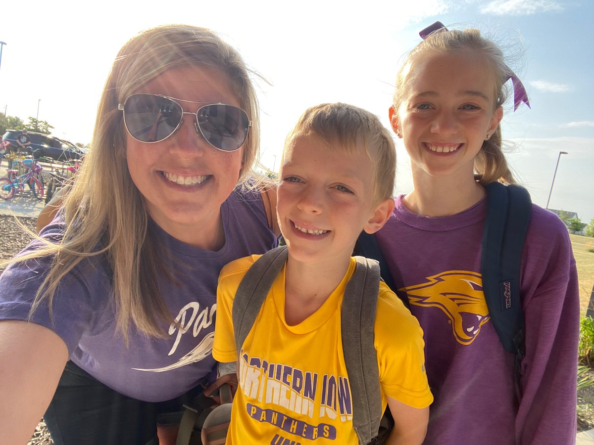 KellyMGE's tweet photo. People are talking about a big game this weekend and we are showing up for spirit day like 💜💛 @northerniowa @UNI_Alumni https://t.co/QiZ6nJQArq
