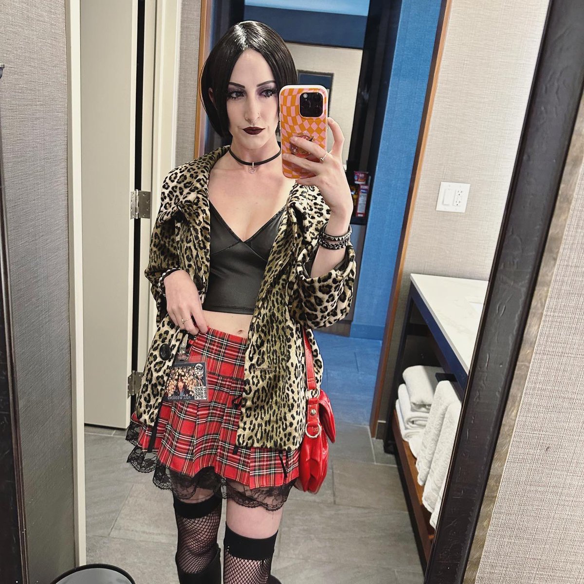 asmrblush's tweet image. Did 3 new cosplays last weekend. Bomb devil was a big ol hassle but damn it looked cool. 

#cosplay #chainsawman #bombdevil #nana #nanaosaki #steinsgate #kurisu