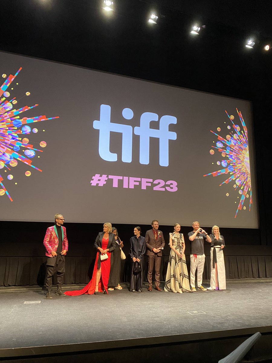 mj_otoole93's tweet photo. Standing ovation for DK Welchman &amp; Hugh Welchman’s THE PEASANTS. Tens of thousands of oil painted frames and not a single one was wasted. Prepare to have your breath taken away. #TIFF23 https://t.co/O81uI65W4v