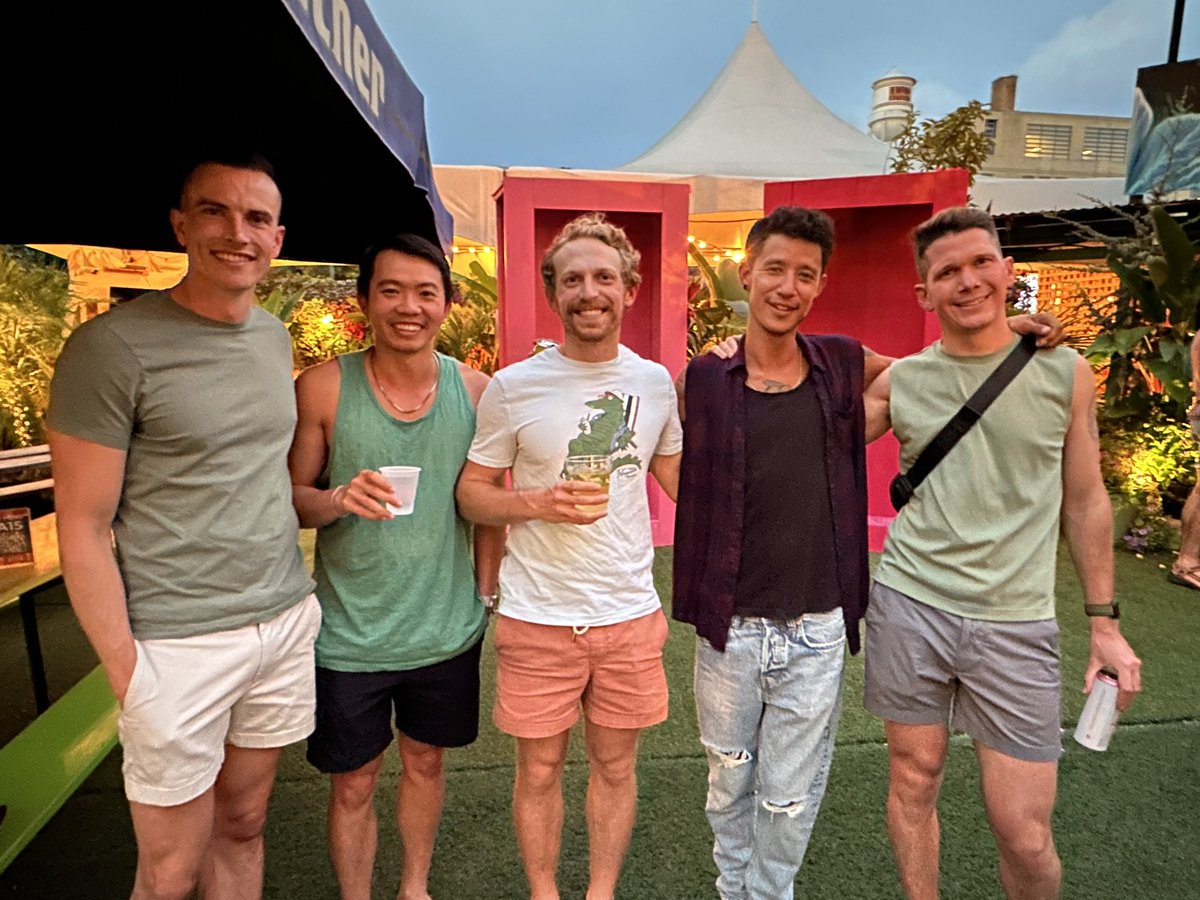 DCFrontrunners's tweet photo. Front Runners at our monthly Happy Hour — this time at @WundergartenDC! https://t.co/GLggxarFky