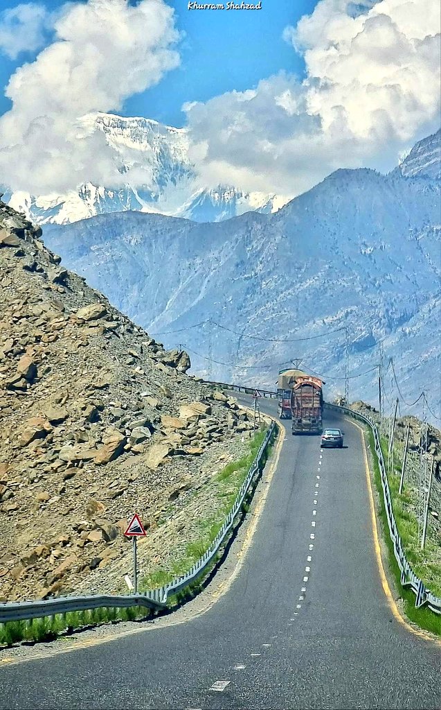 Karakoram Highway..
Thalichi..GB.

©️Khurram Shahzad