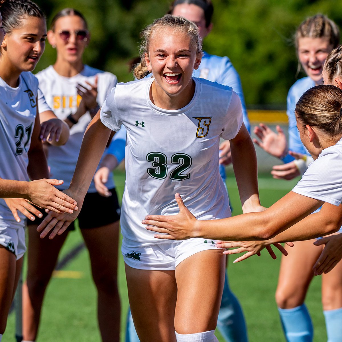 SienaWSoccer's tweet photo. The real season starts tomorrow 😤

🔒 for our @MAACSports opener

See you at 1⃣PM at Hickey Field!

#MarchOn x #SienaSaints x #MAACSoccer x #NCAASoccer https://t.co/aKswmvC7nj