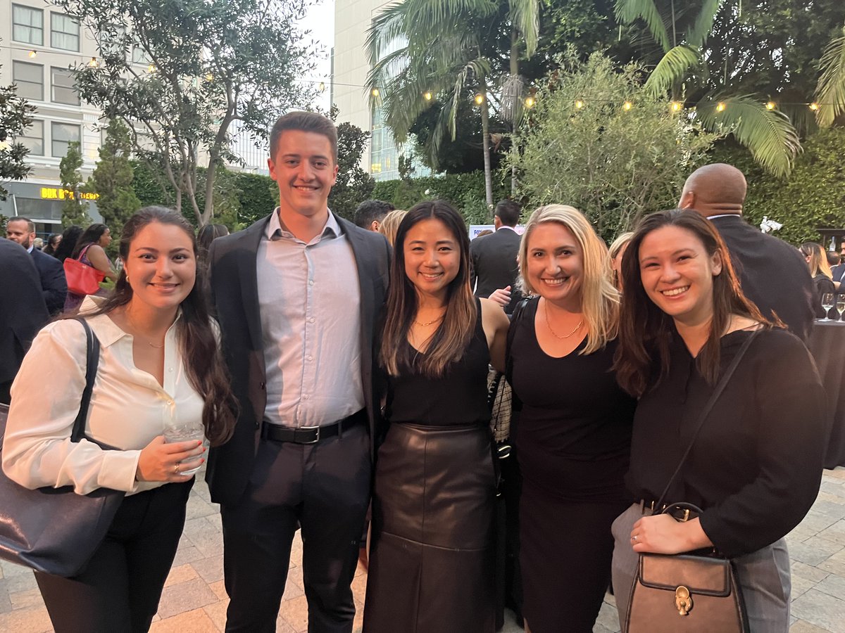 Katie Lee tweet media