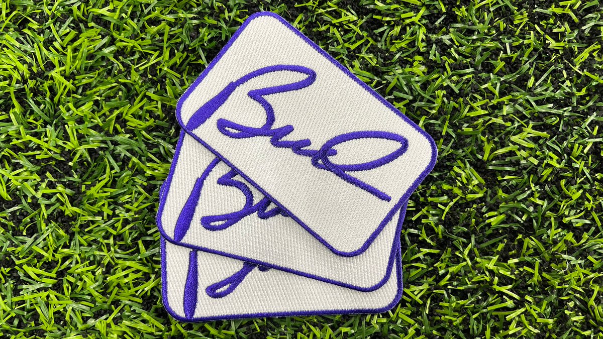 Look what we found 👀👀

Anybody want one?

📎: mnvkn.gs/44SwrFe