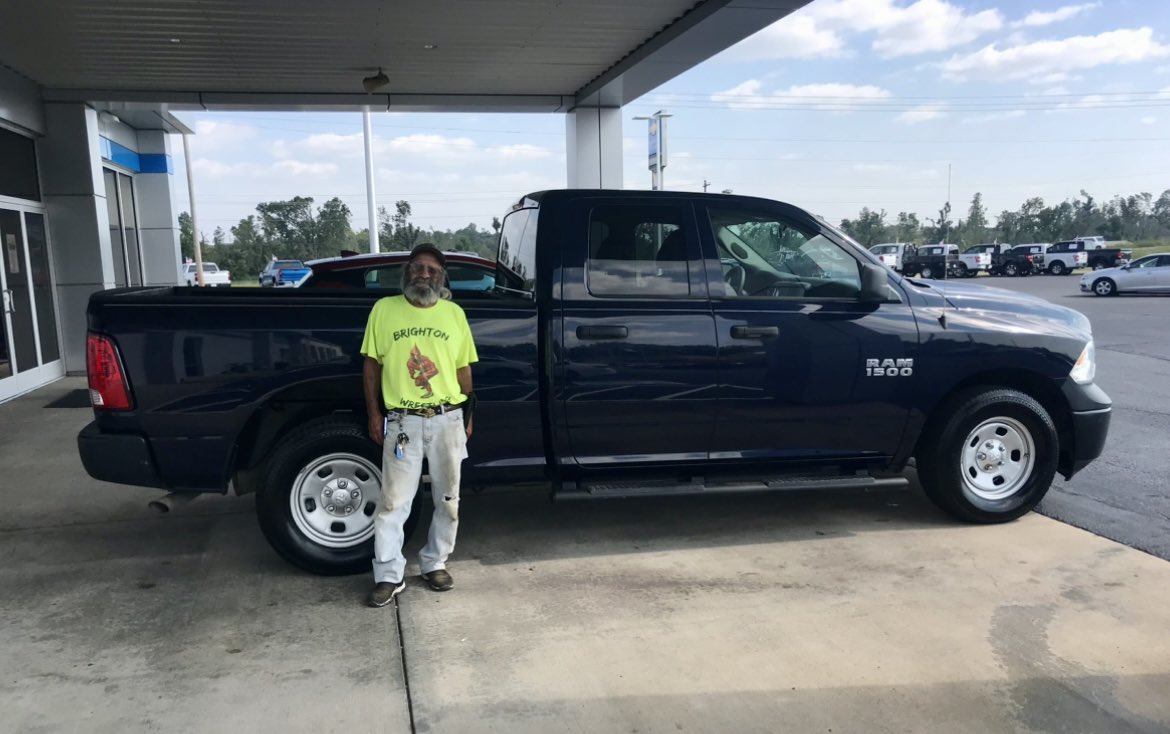 EXPRESS CHEVROLET SELLS RAMs!!

Today we welcomed Genaro Gonzalez from Atoka into the Express family when he bought his super clean preowned 2017 Ram!

WE SURE DO APPRECIATE YOU GENARO!!

(Salesperson: Dennis Chaney)
#ExpressChevrolet🇺🇸
#expressyourself
#HometownDealer