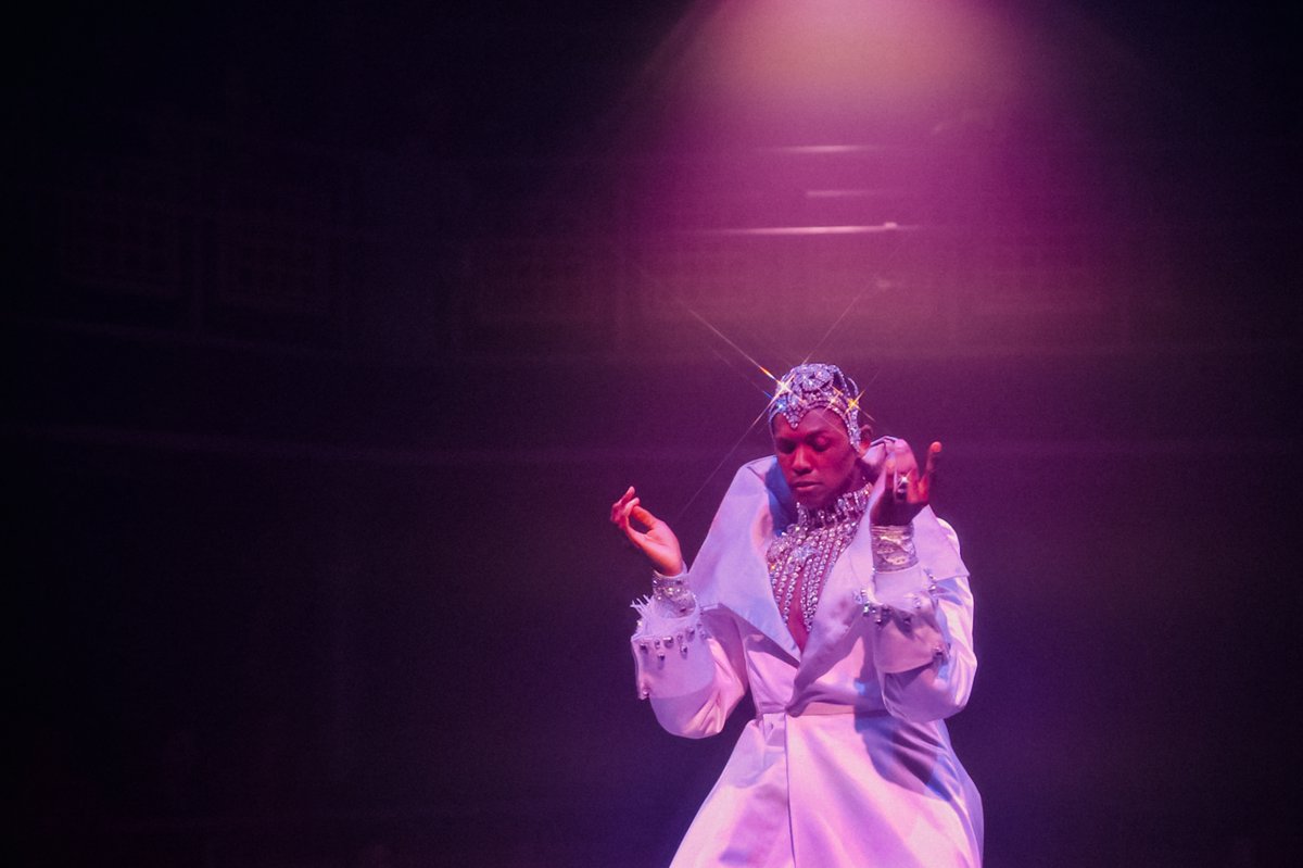 Snippets from 'MalTease : The Queerlesque Edition' happening now at Spazju Kreattiv 😍 ✨

#EuroPride2023 #EqualityFromTheHeart #pride #gaymalta