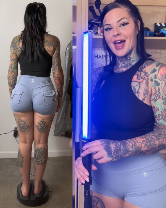 Cosplay &amp; Stream Room Tour video is up! https://t.co/ftUCt9J4OZ 😘 https://t.co/6hxytMeO35<a href="/tag/shadowheart"class="tags"><span>#shadowheart</span></a><a href="/tag/baldursgate3"class="tags"><span>#baldursgate3</span></a><a href="/tag/bg3"class="tags"><span>#bg3</span></a>