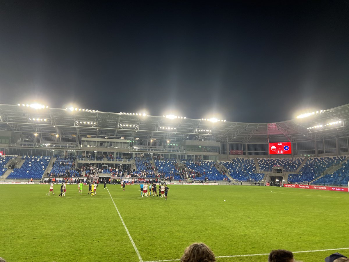 bloodyrhiannon's tweet photo. Polacy tym razem nie zawiedli, świetnie się patrzyło na ich grę do ostatniej sekundy meczu. Nasi główni reprezentanci powinni się uczyć od młodszych kolegów 👏🏼 #POLKOS https://t.co/zxs1WPNxtl