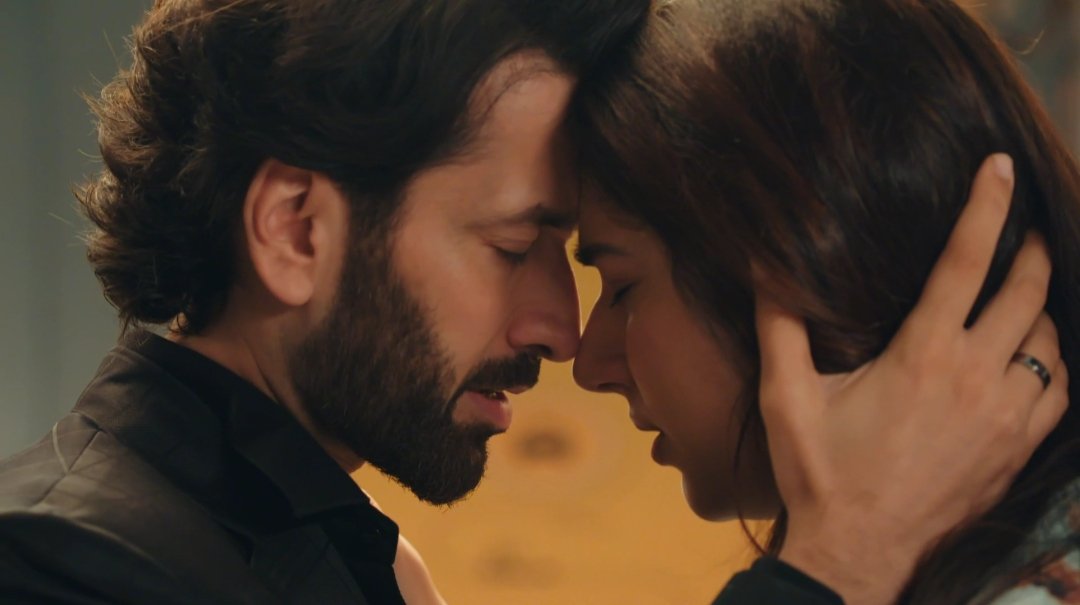 Balh2Islife's tweet photo. Them and this scene>>>🔥💗
Missing them so much!! 😩💙

@NakuulMehta @disha11parmar 
#BadeAchheLagteHain3 #BALH4 https://t.co/6L0KWa6NYP